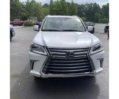 LX570 2020 lexus - صورة 1/4