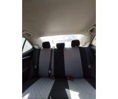 سيارة تويوتا كورولا 2017 للبيع - صورة 6/8