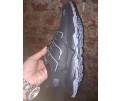 حذاء رياضي جديد من نوع the  north face حجم 41\42 - صورة 6/6